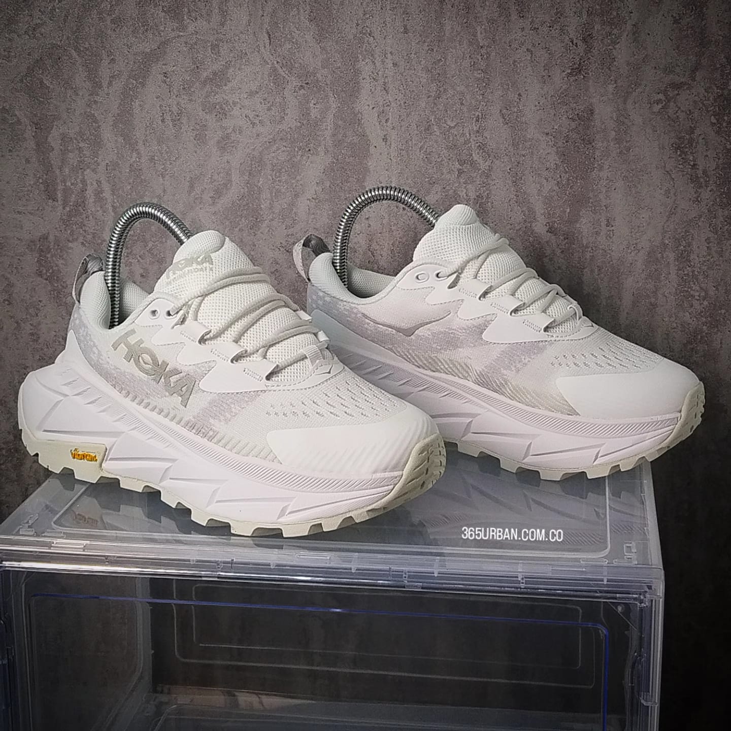 HOKA SKYLINE FLOAT