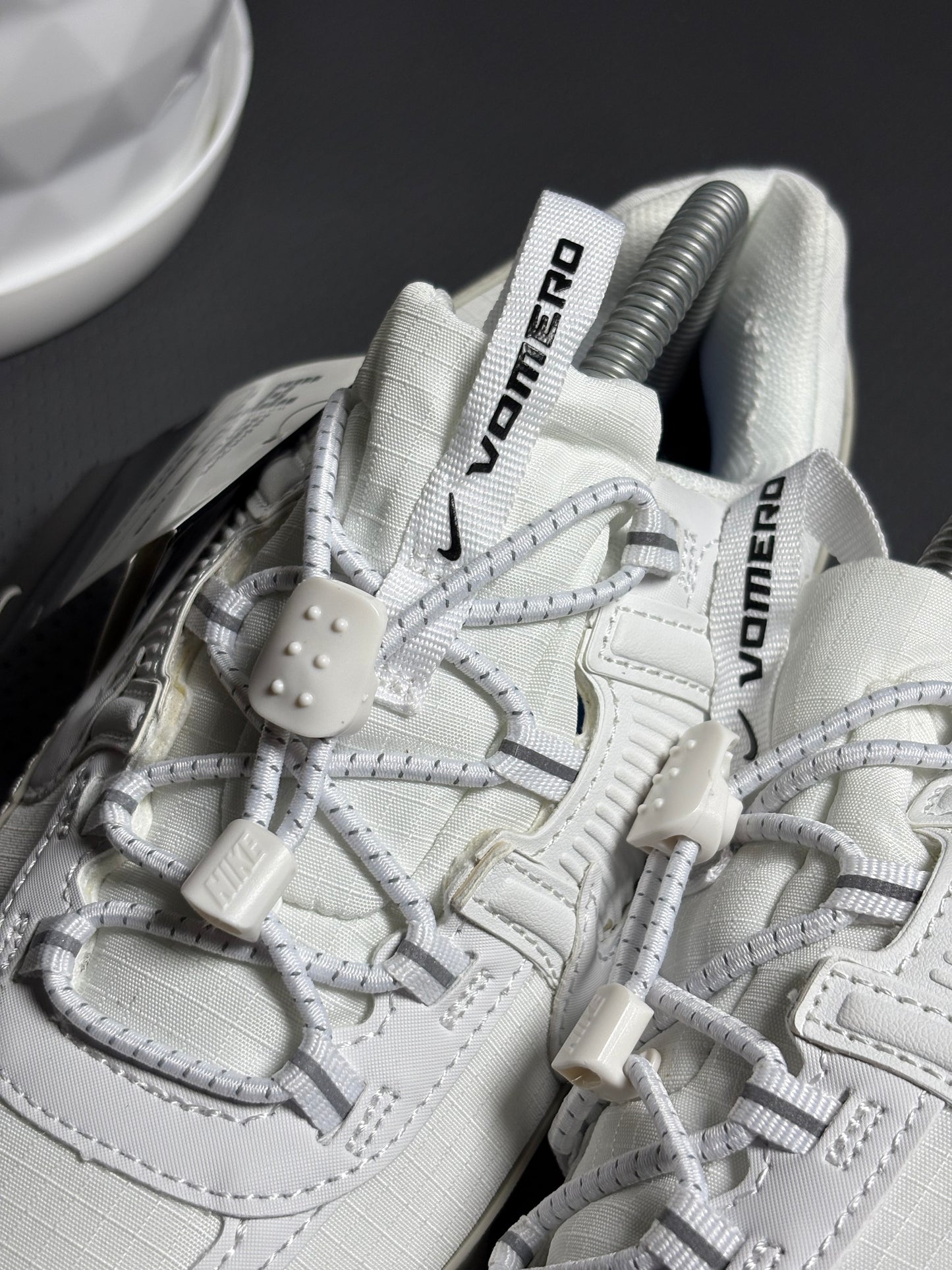 NIKE ZOOM VOMERO 5 ROAM BLANCO