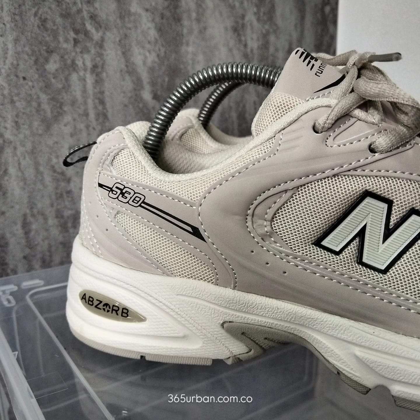 NEW BALANCE 530 'IVORY'