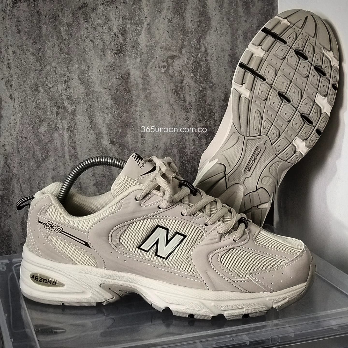 NEW BALANCE 530 'IVORY'
