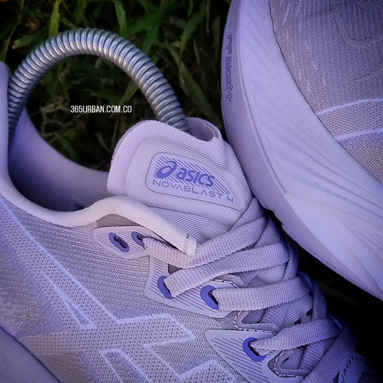 ASICS NOVABLAST 4