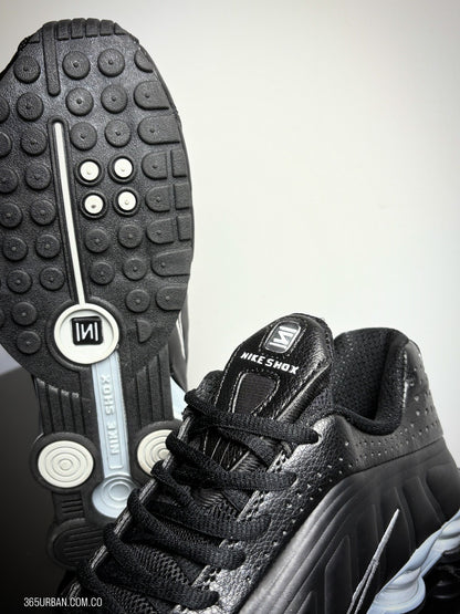 NIKE SHOX R4 NEGRO-PLATA