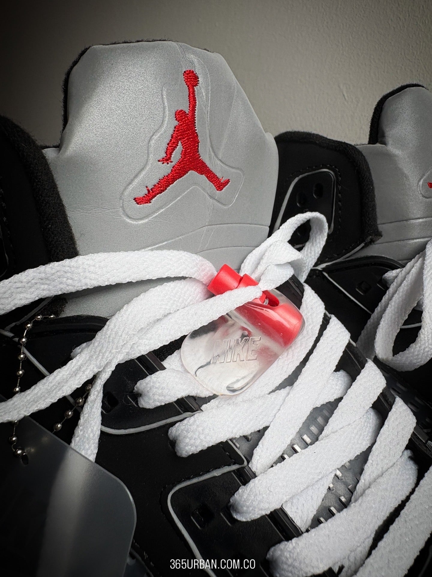 JORDAN 5 RETRO OG BLACK METALLIC