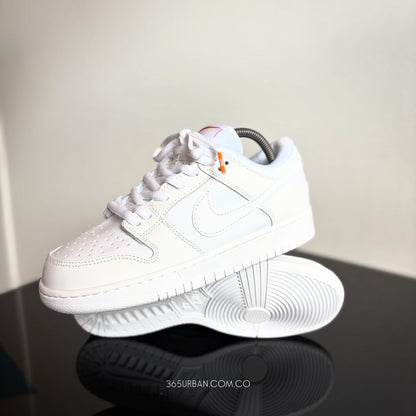 NIKE SB DUNK LOW TRIPLE WHITE