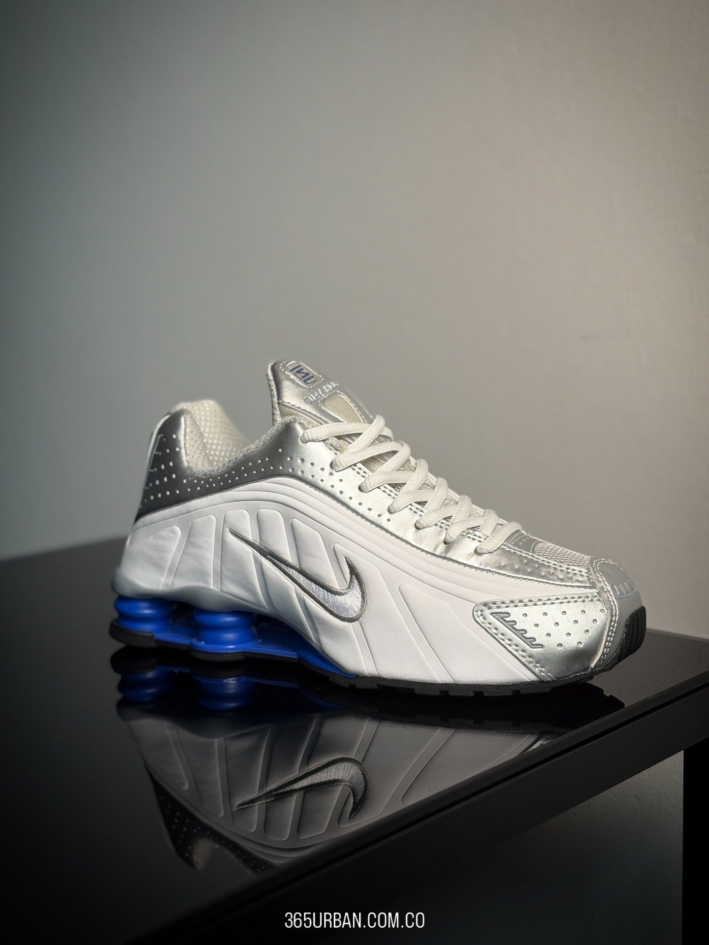 NIKE SHOX R4 BLANCA-AZUL