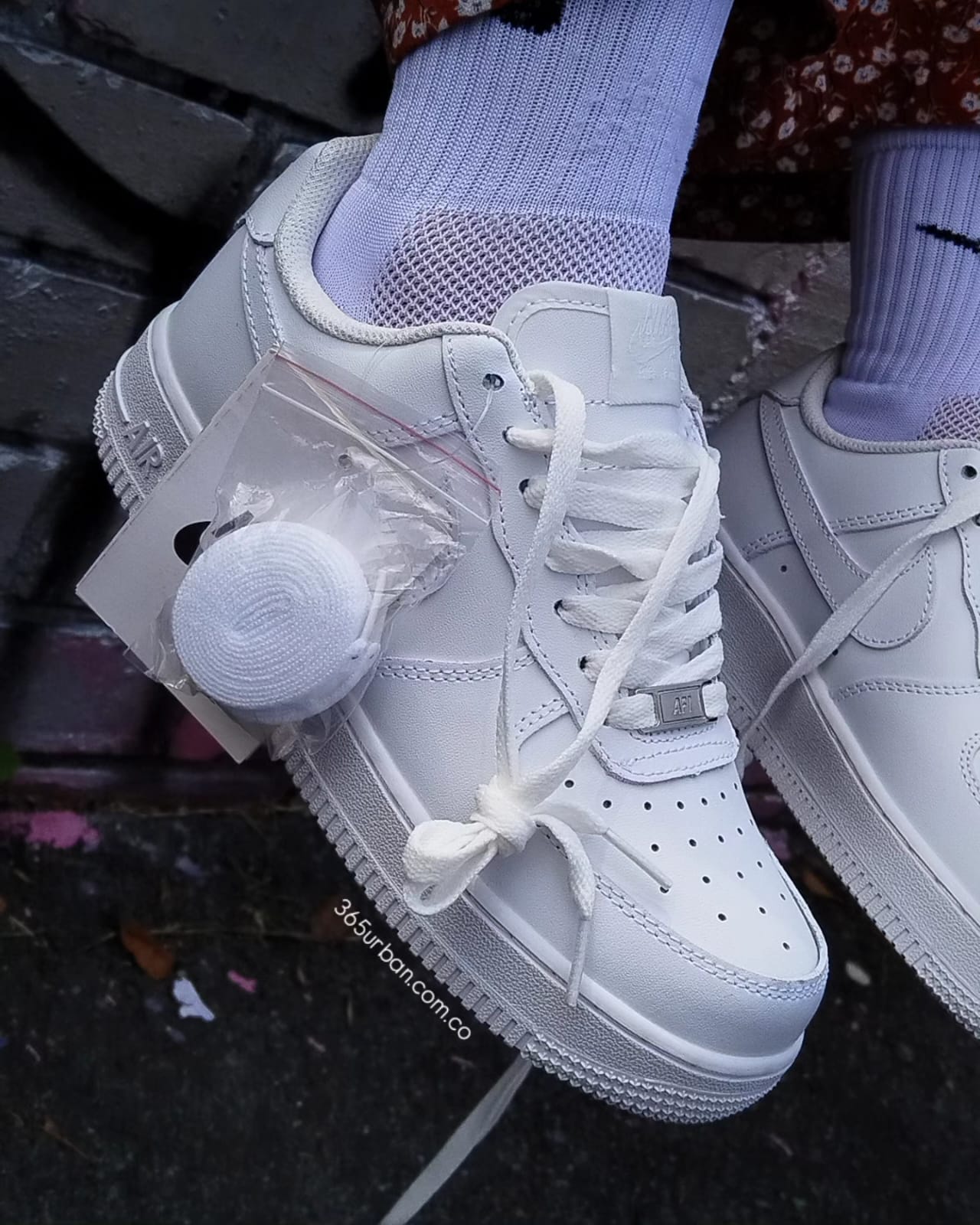 NIKE AIR FORCE ONE
