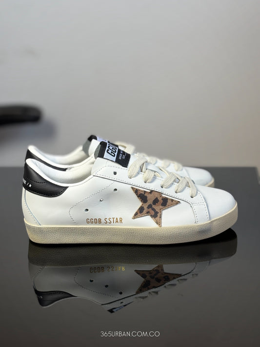 GOLDEN GOOSE SUPER STAR