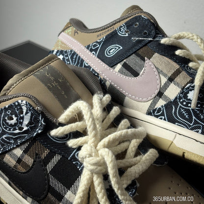NIKE SB DUNK LOW X TRAVIS SCOTT