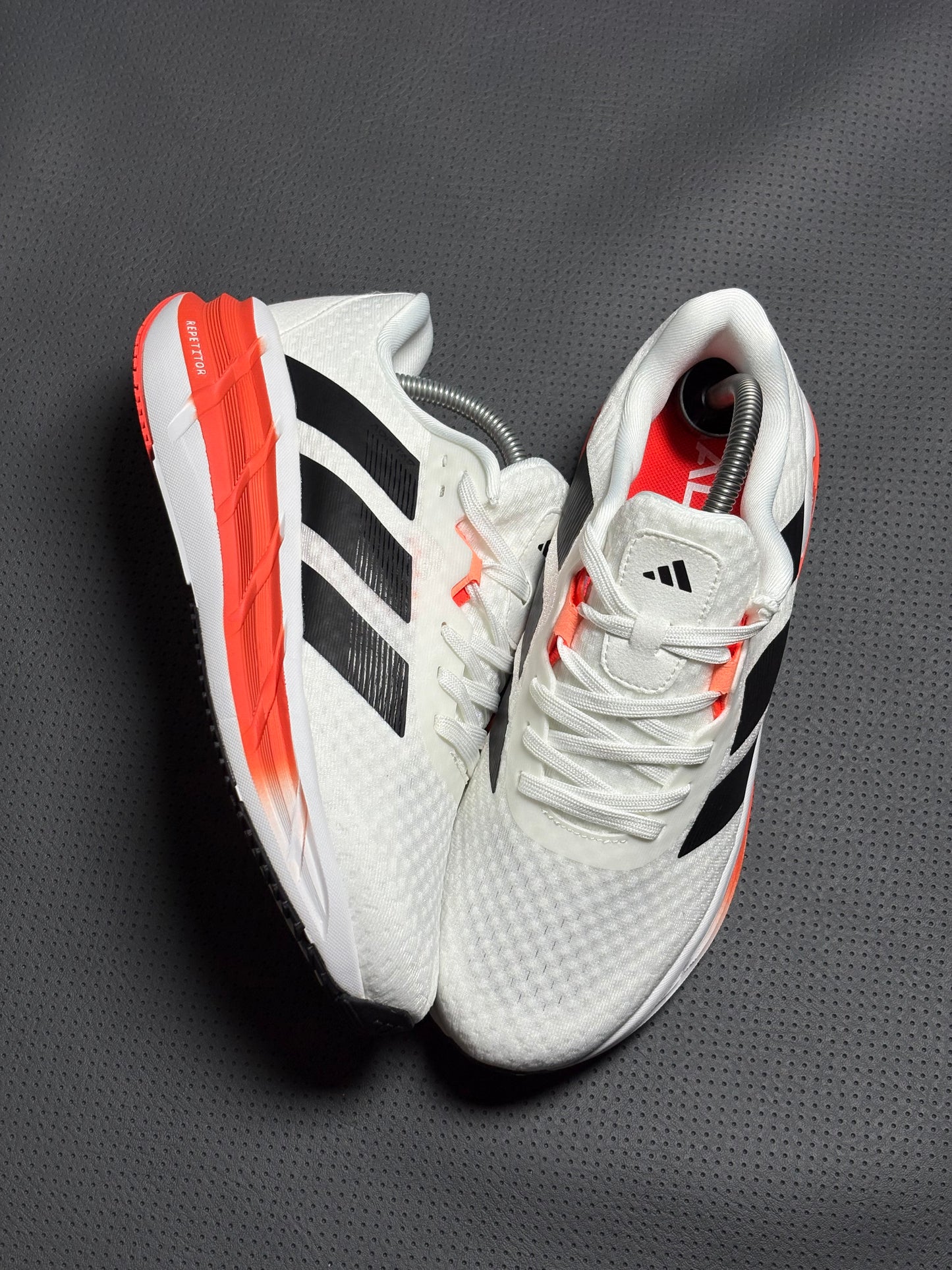 ADIDAS ADISTAR BLANCO - NARANJA