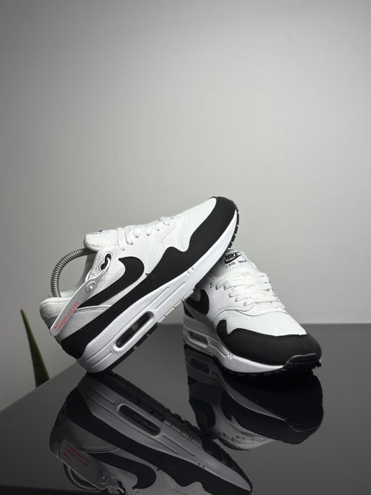 NIKE AIR MAX 1 PANDA