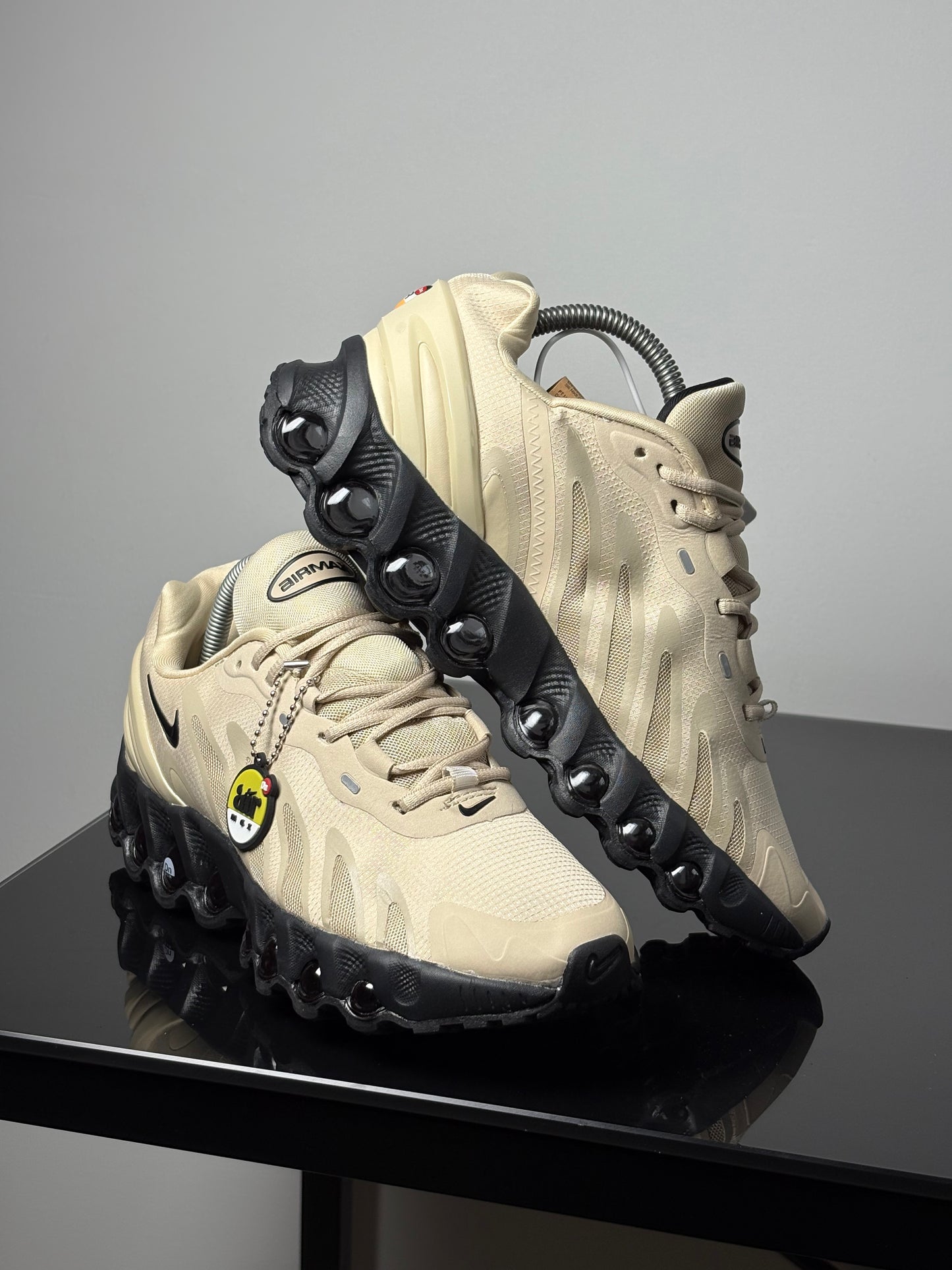 NIKE AIR MAX DN CREAM