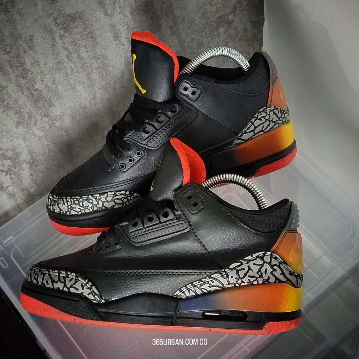AIR JORDAN 3 RETRO J BALVIN 'RIO'