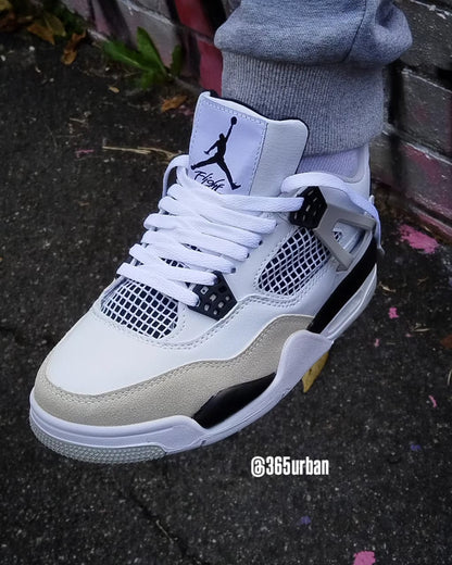 AIR JORDAN 4 RETRO "MILITARY BLACK"