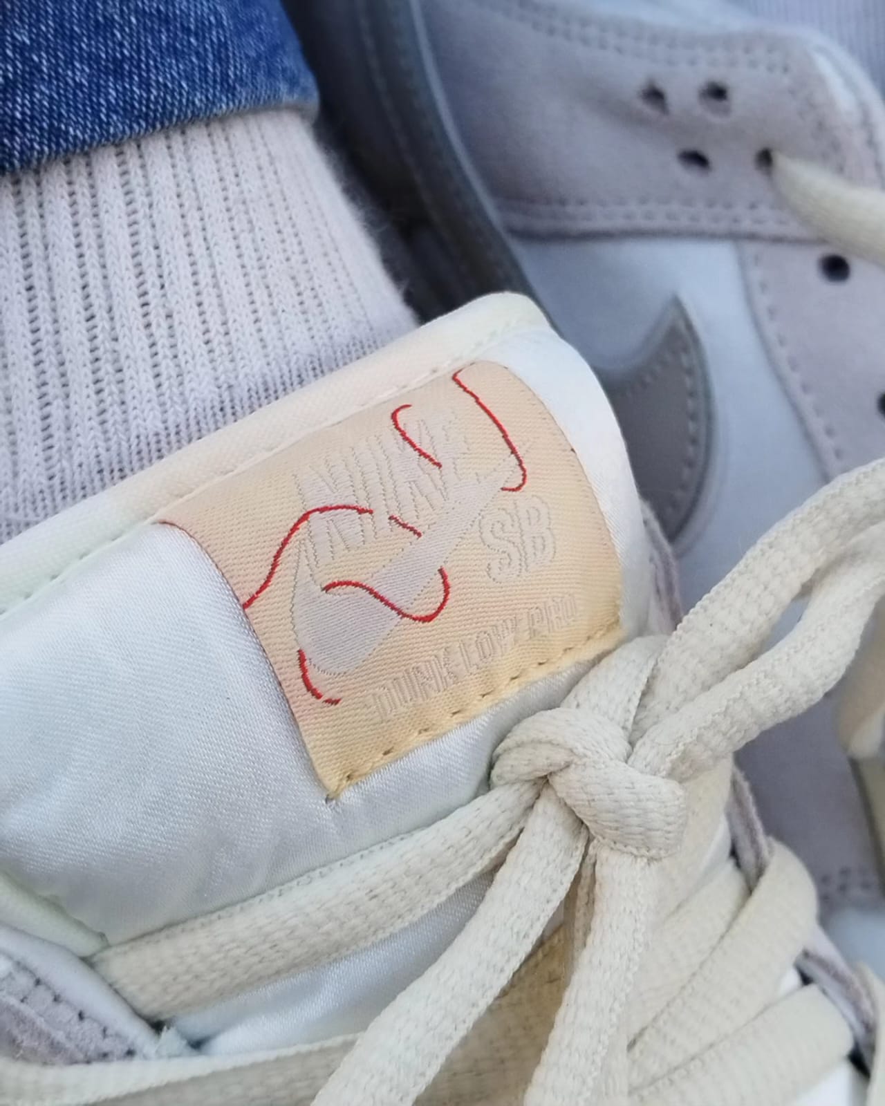 NIKE SB DUNK LOW VALENTINE'S DAY